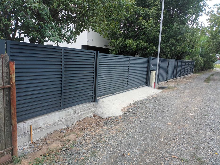 FIRMA . Producem gard de beton Și Confecții metalice