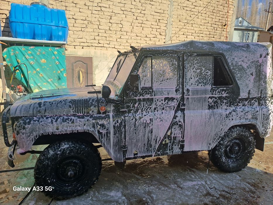 Uaz 469 sotiladi