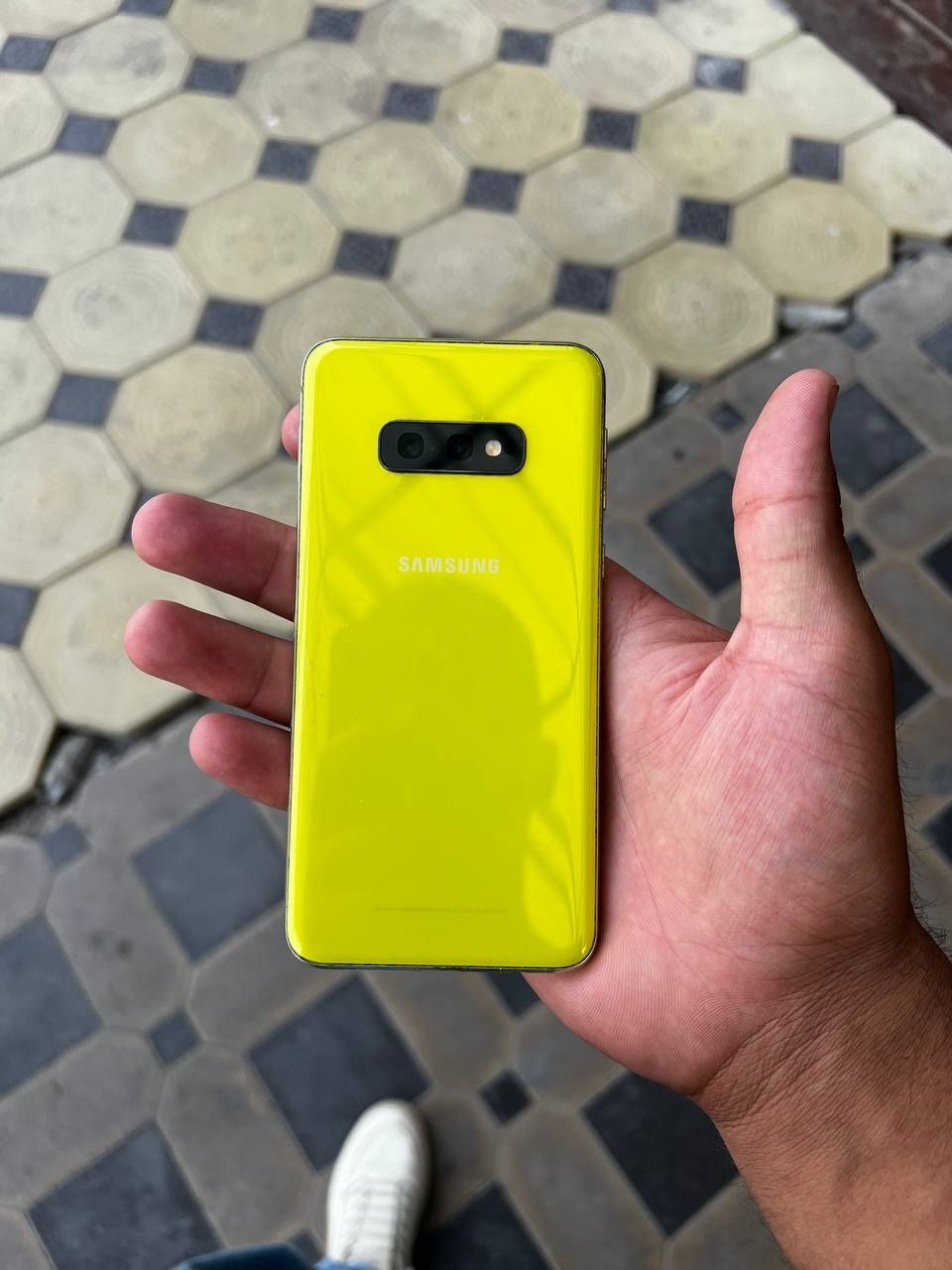 Samsung S10e ideal