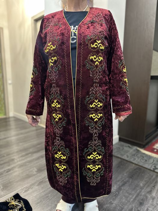 Камзол шапан с подкладом весь обшитый бисером