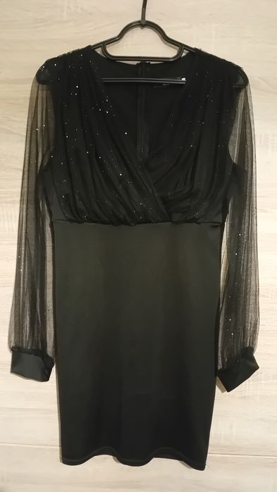 Парти черна рокля с тюл