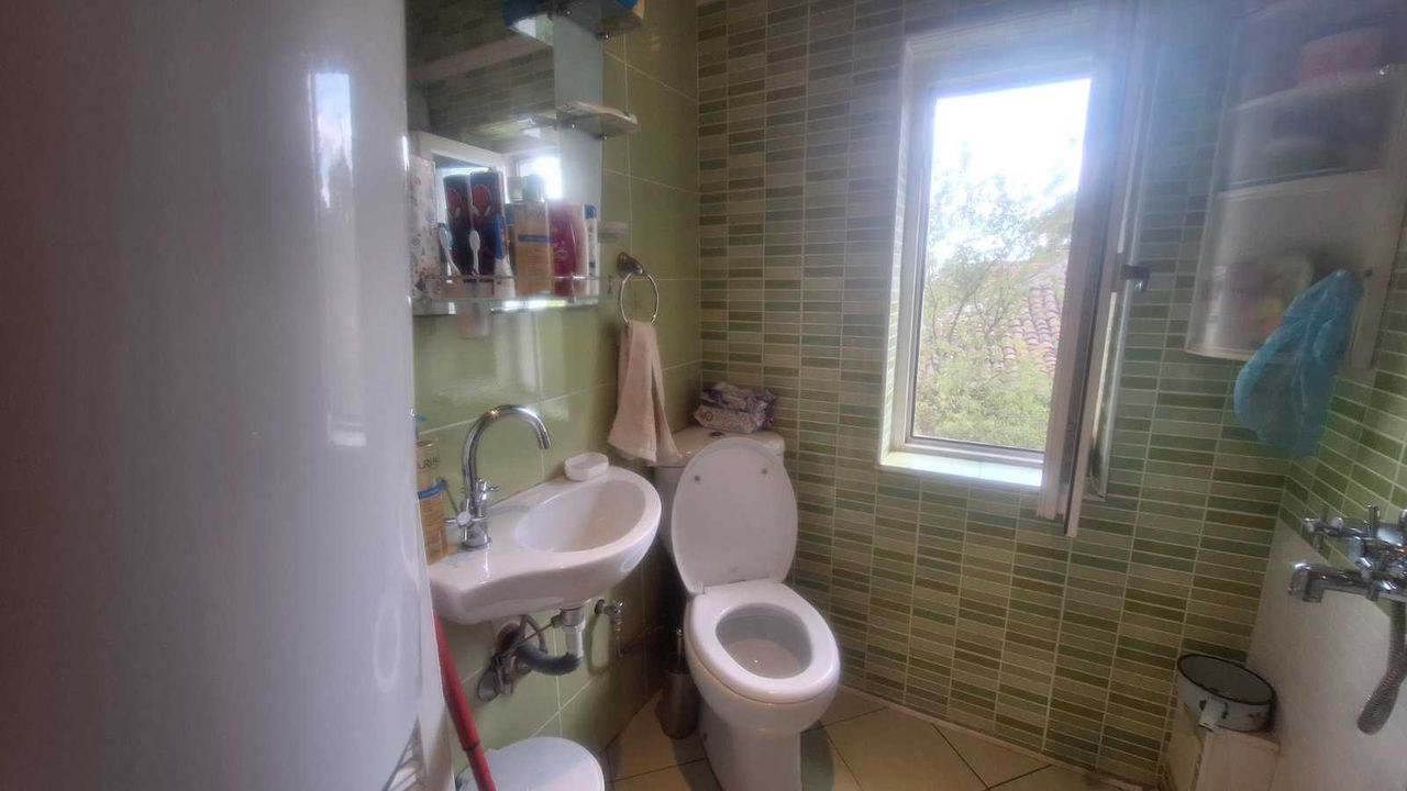 Продава се Къща в с. Вакарел, Област София-област - 188 кв.м за 852 €/кв.м - Снимка #3
