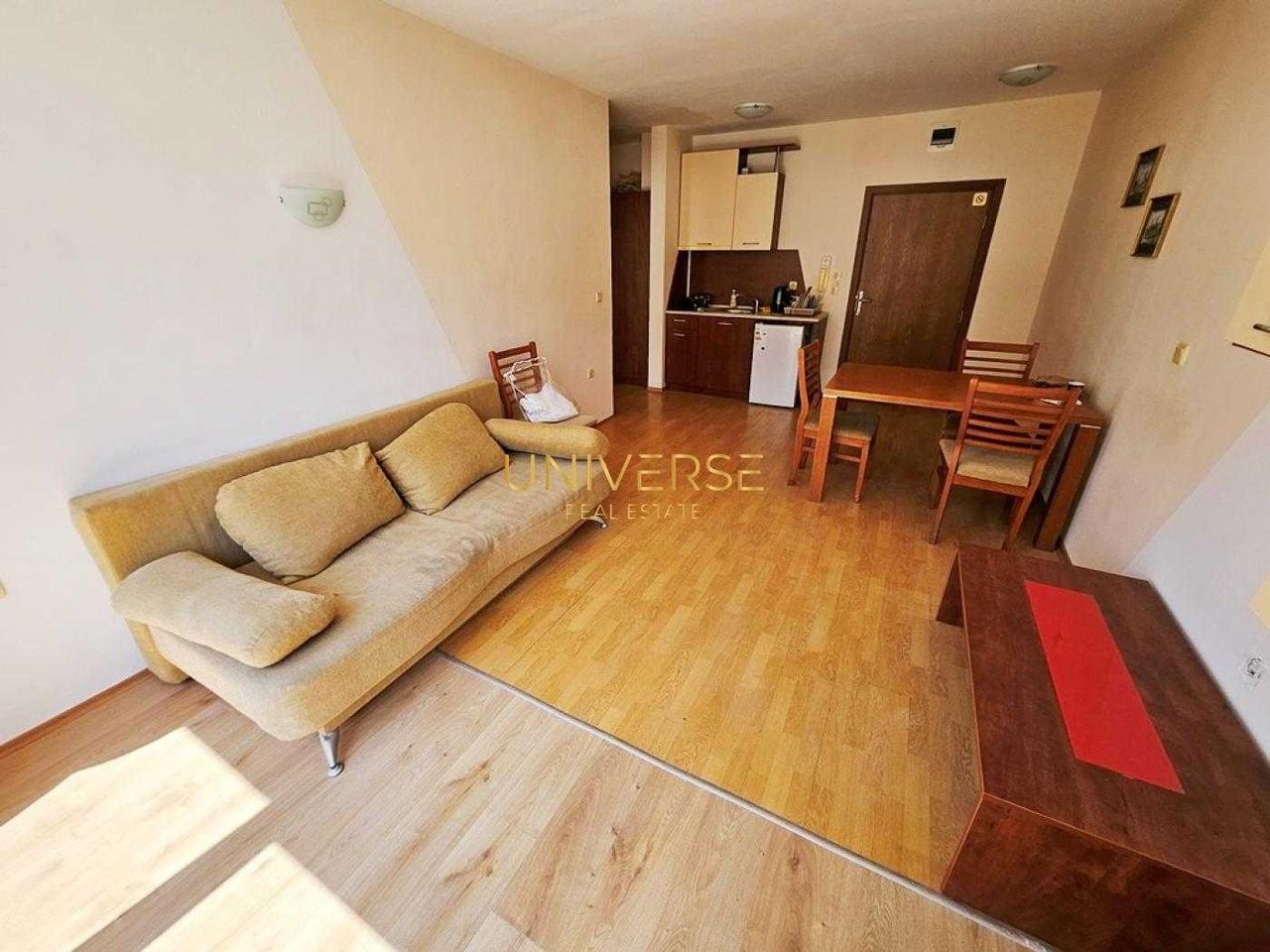 Продава се Двустаен апартамент в к.к. Слънчев бряг - 63 кв.м за 1088 €/кв.м - Снимка #1