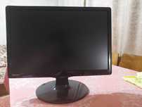 Монитор TFT LCD в хорошем состоянии