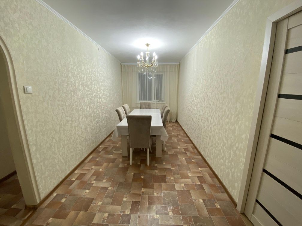 Стол со Стульями (маг.Евромебель)