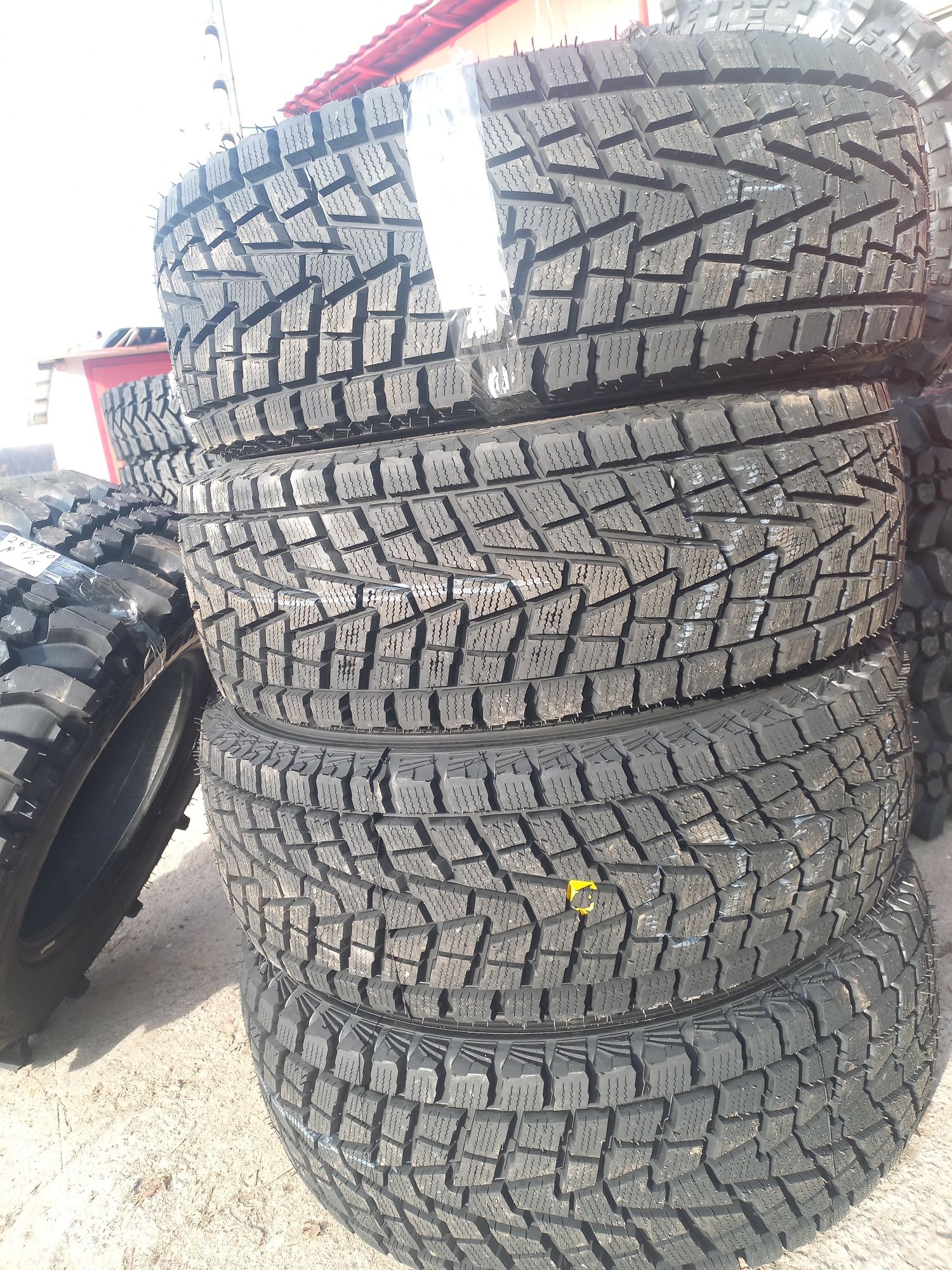 Anvelope off rod 265/70 R16