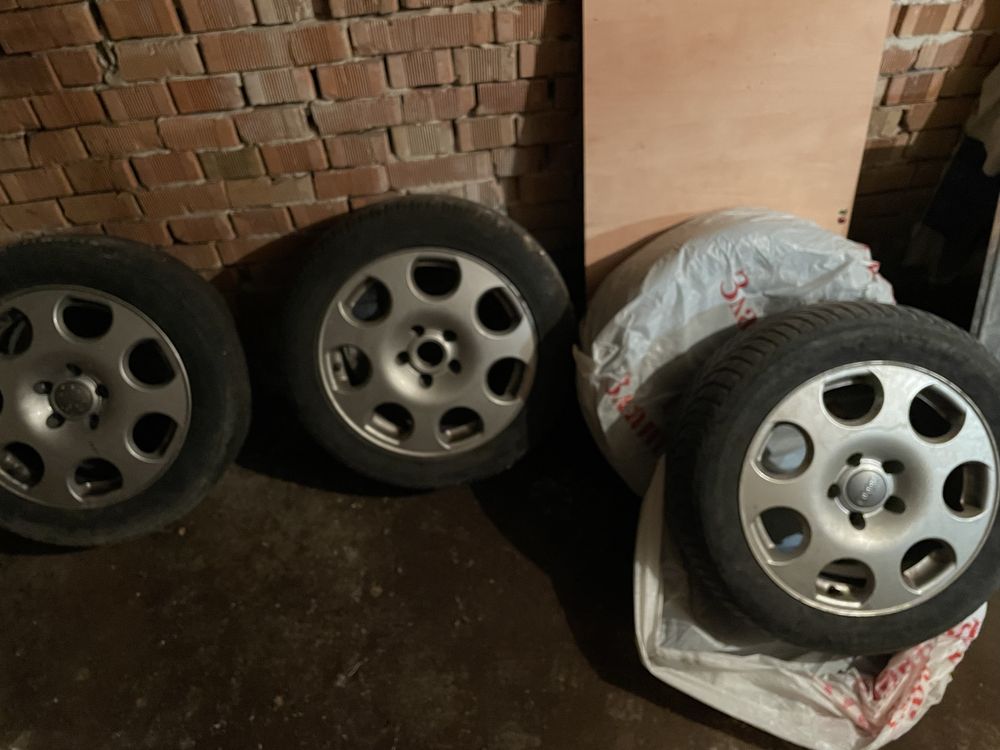 Джанти Audi 16 с зимни гуми