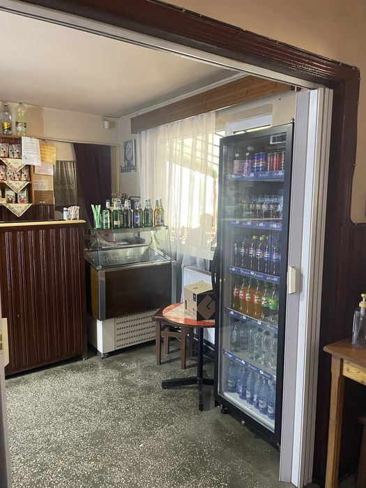 Vand Spatiu Comercial zona Spital