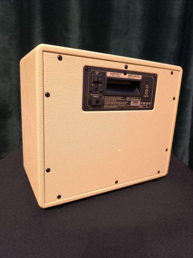 Mooer Hornet 30 W