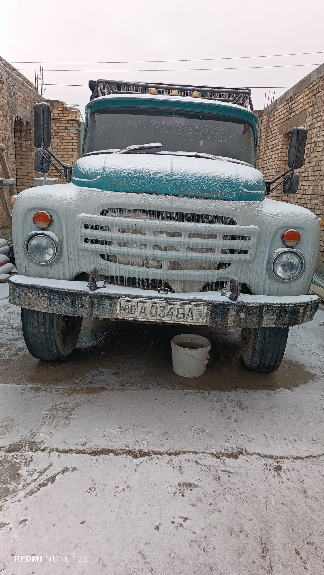 Zil 130samasval.