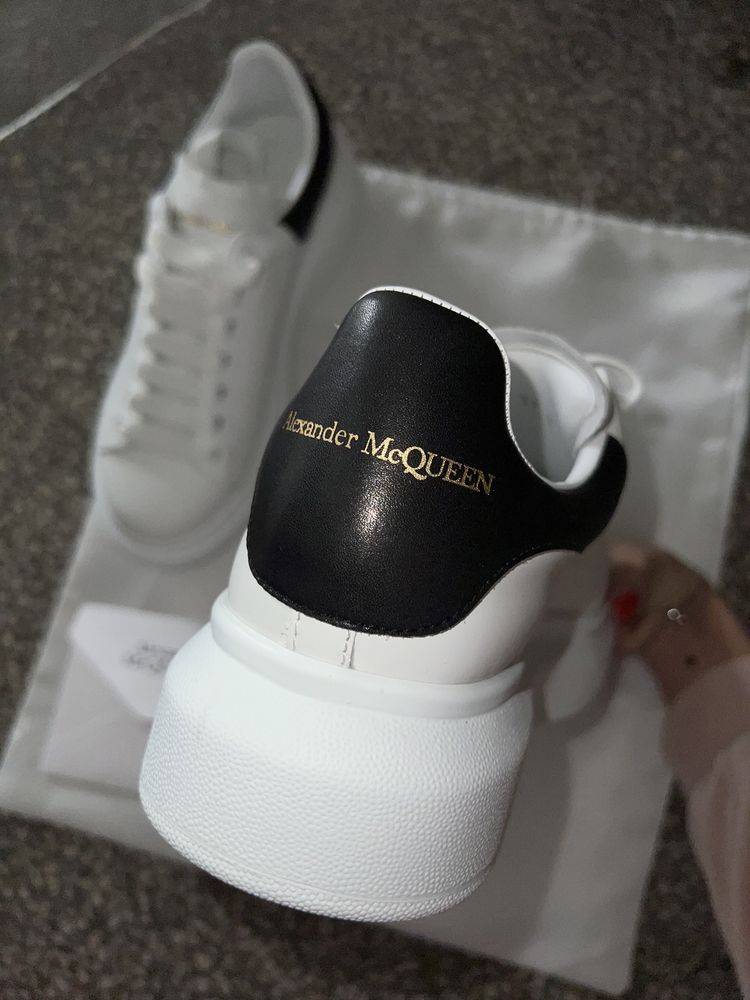 Обувки Alexander McQueen