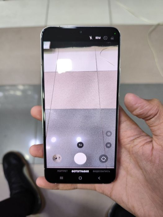 Samsung S22 PLUS holati ideal