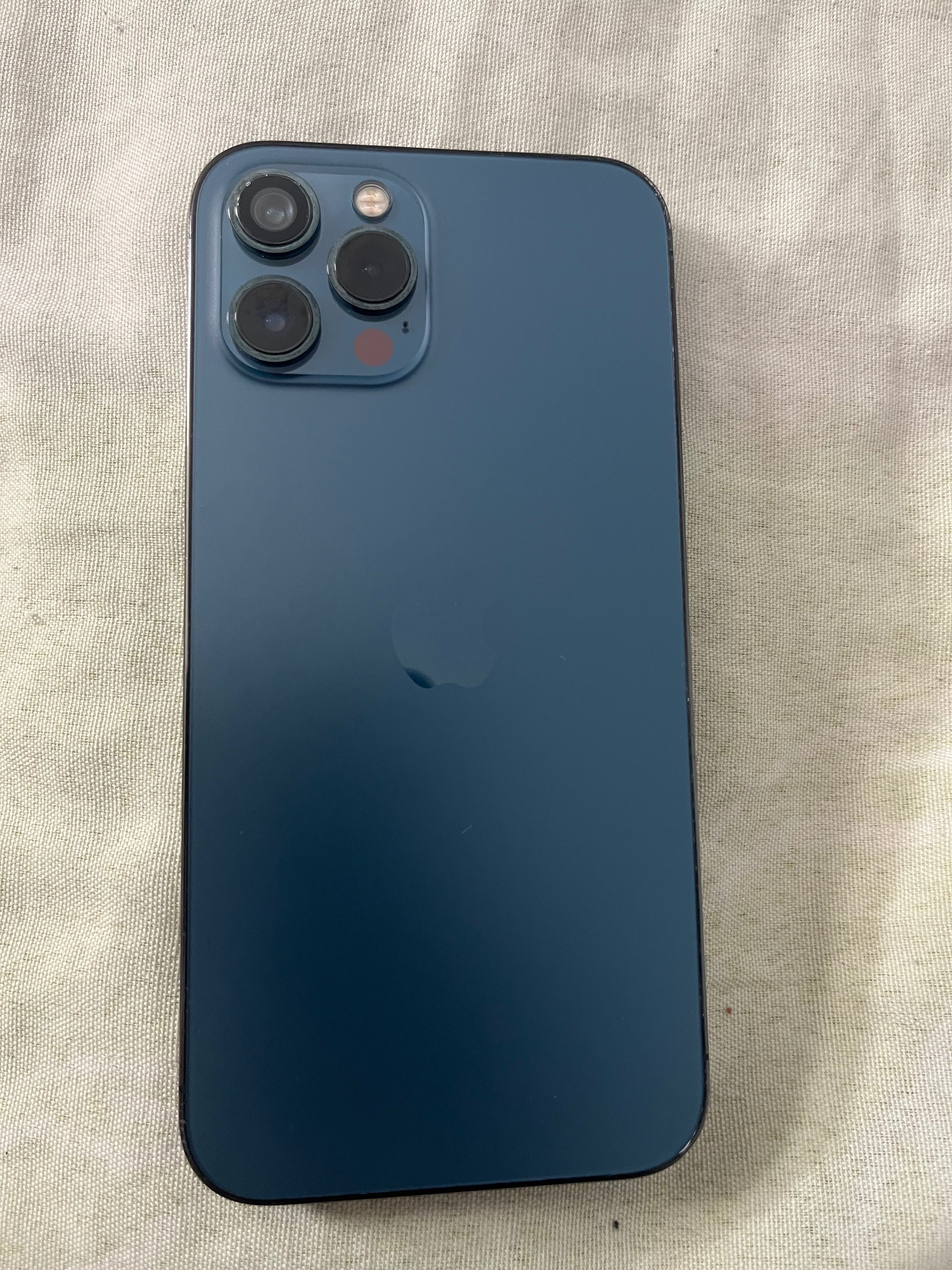 Айфон 12Pro max -128 гб  Като нов без забележка работи идеално.