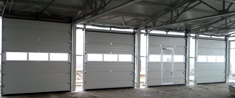 Panou/Panel vitrat din aluminiu in Usi de garaj sectionale industriale