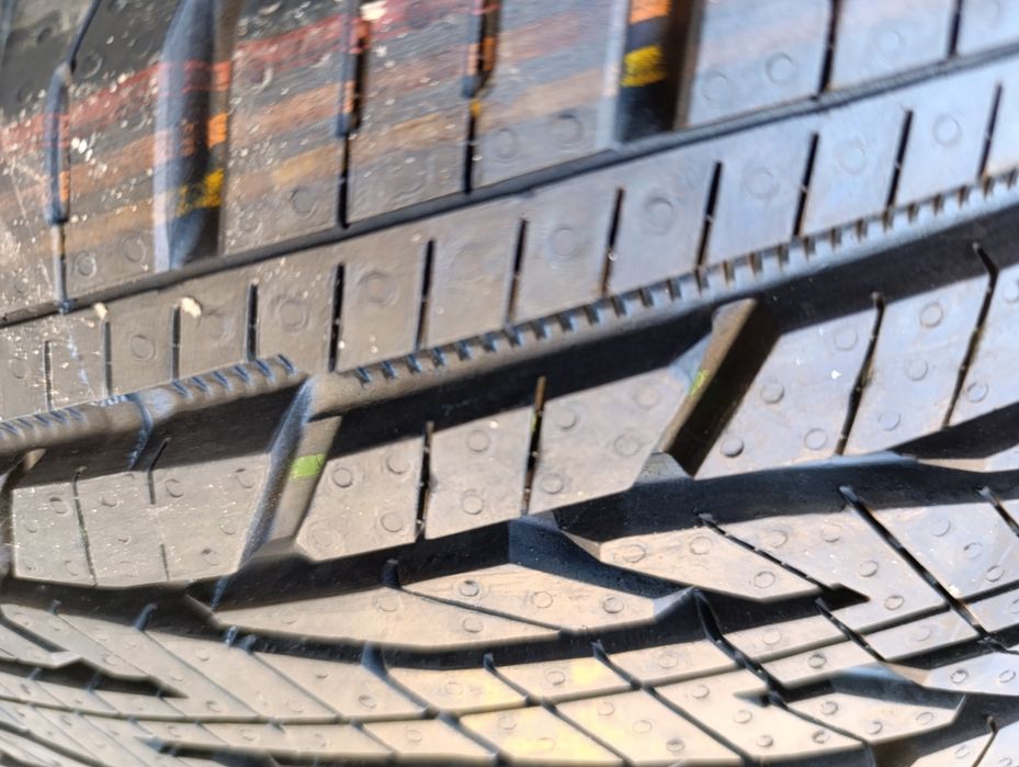 Нови гуми Continental 215/65/16 ContiCrossContact LX 2