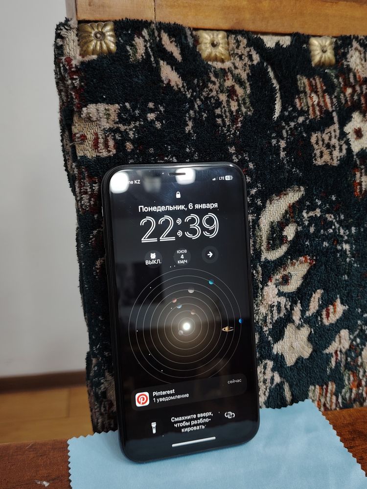 iPhone XR 128GB с коробкой