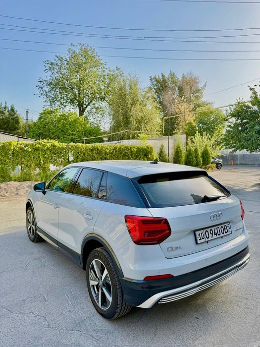 Audi Q2 L ideal sastyana