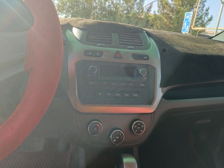 Автомашина COBALT