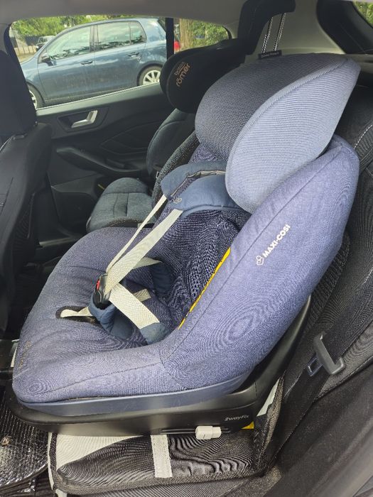 Scaun auto + baza Maxi Cosi 2way Pearl