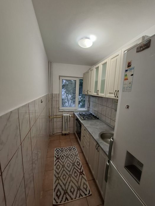 Vând apartament 3 camere