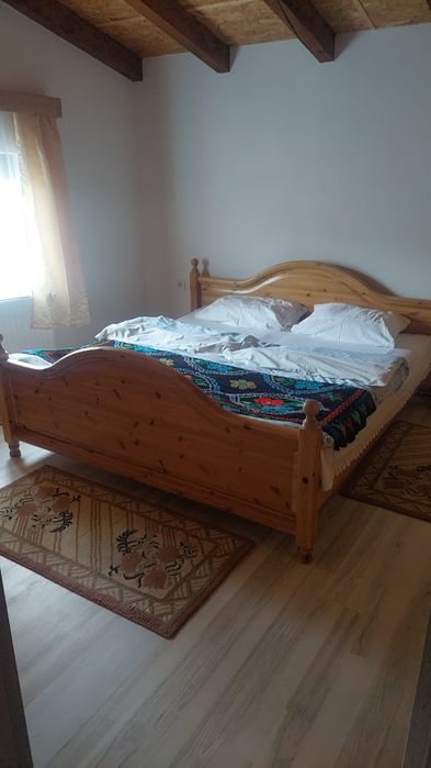 Inchiriez Cabana Floare de Colț