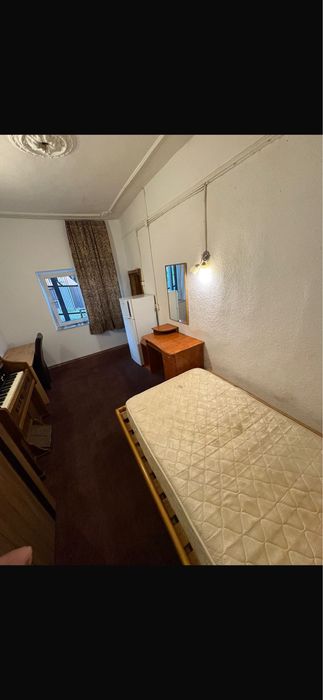 Inchiriez camera privata dar cu baia bucataria comun iasi centru P.F