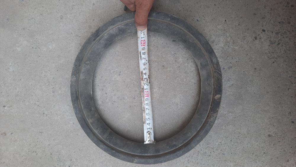 Резина для колес тележка продам