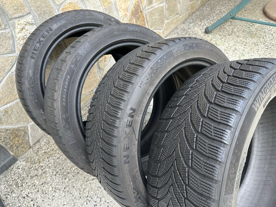 Зимни гуми за SUV 235 45 19 за Mercedes GLA X 156
