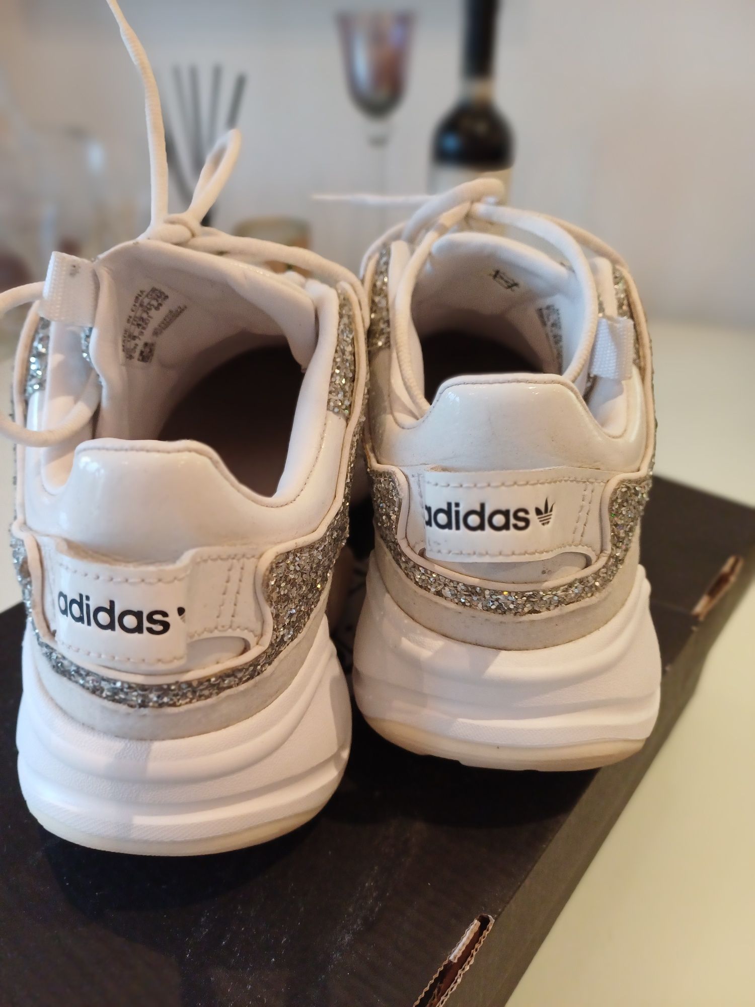 Adidași Adidas  mărimea 42