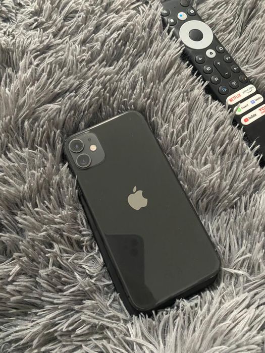 iPhone 11 64гб за 50к
