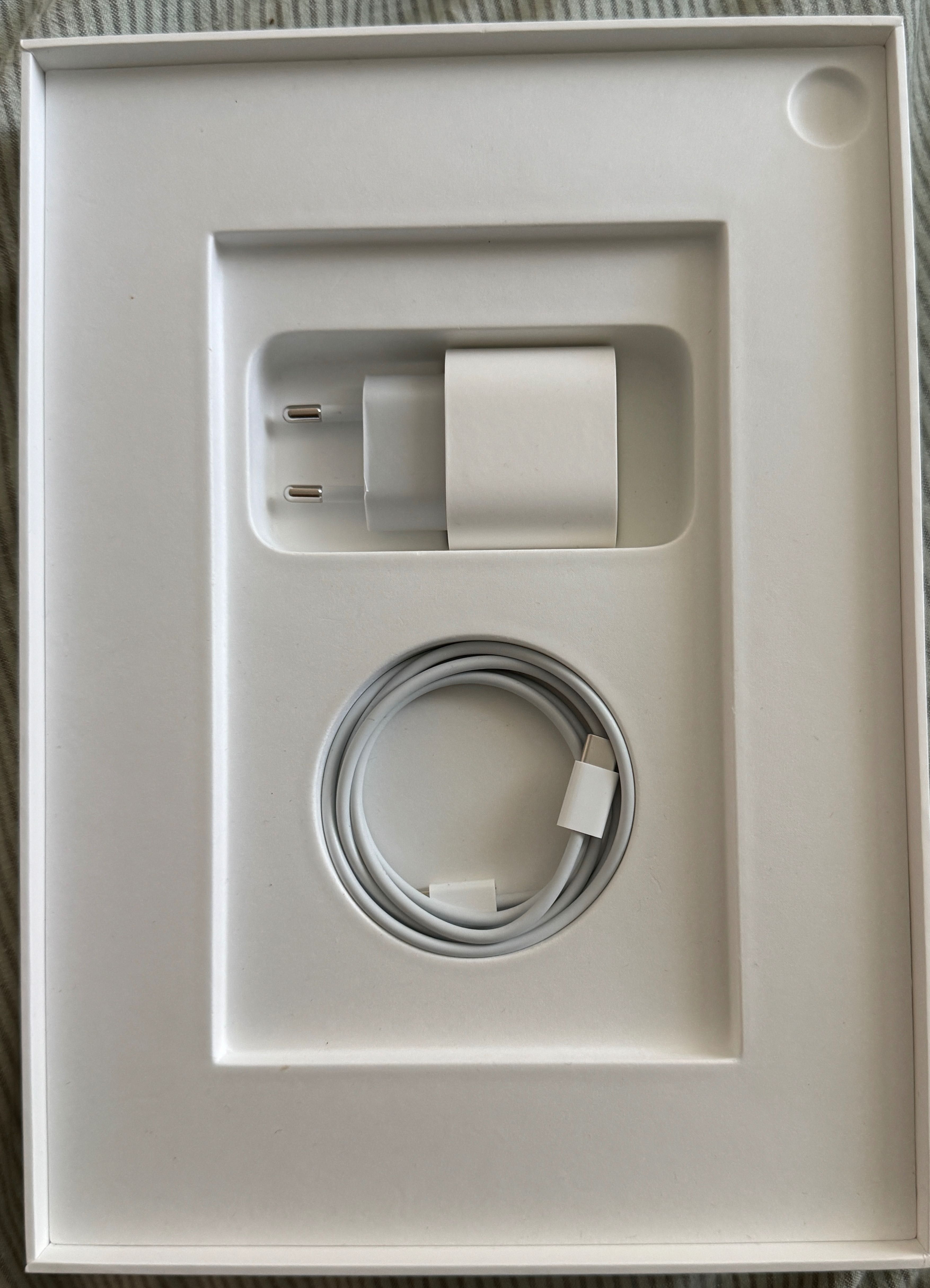Apple iPad Air 5 64GB WiFi + Cellular (Blue) M1
