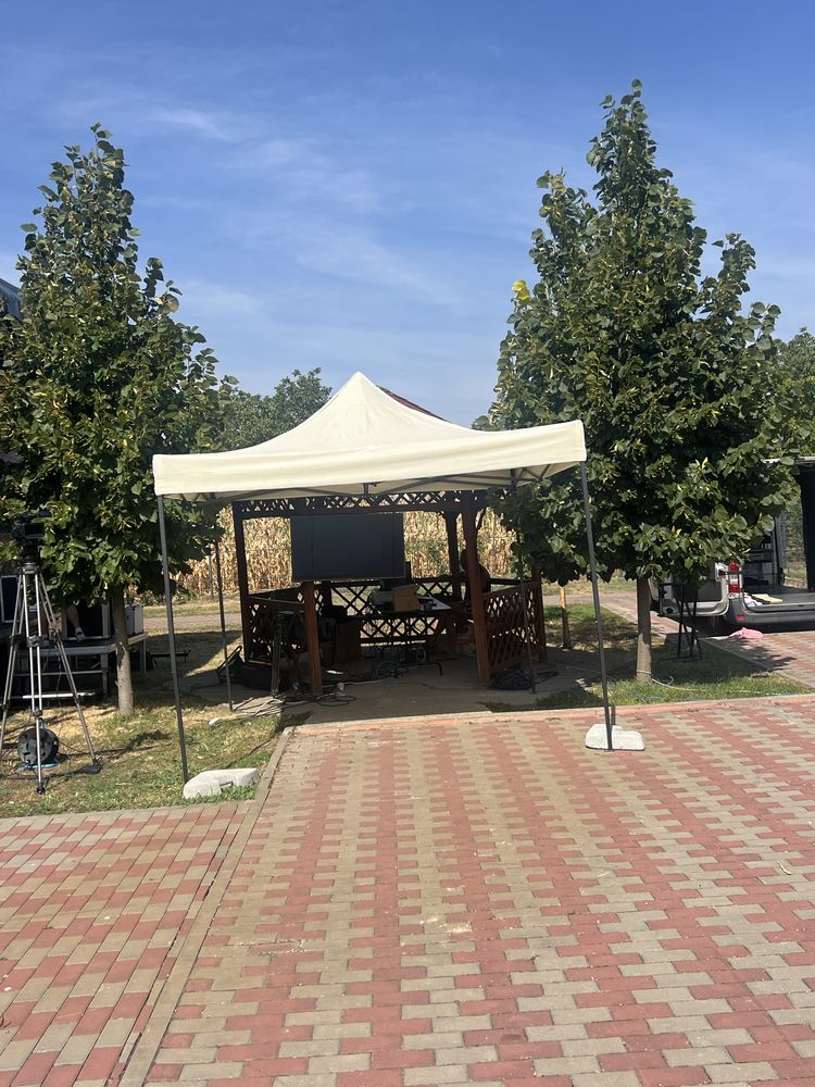 Inchiriez Pavilion/Umbrele/ibițe pentru evenimente