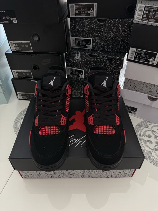 Jordan Retro 4 Red Thunder