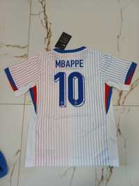 Echipament fotbal Mbappe