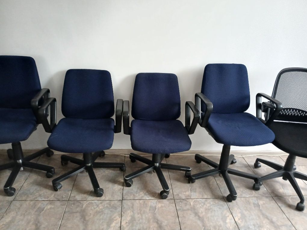 Продам шкафы для одежды и документов
