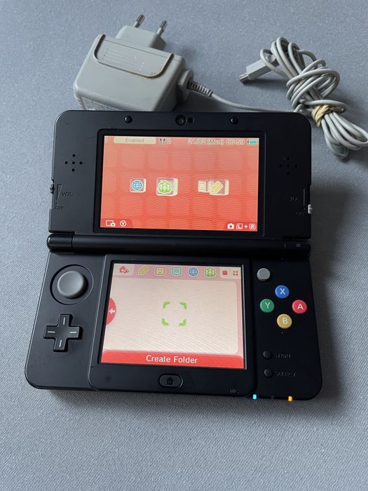 Consola Portabila Nintendo NEW 3DS Black