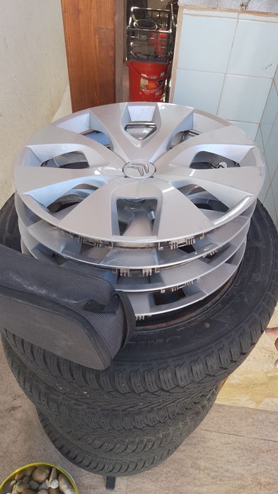 Зимни гуми със джанти 16" цола за Ситроен Пежо