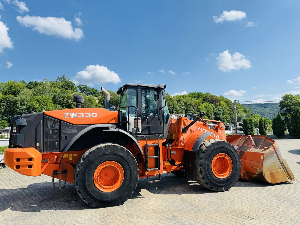 Incarcator frontal Hitachi ZW 310/330, an 2015, 28 tone, cupa 5mc, TOP