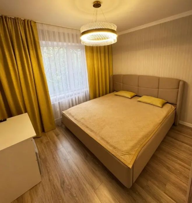 продам 3-х ком. 72кв. 3мкр. 1-этаж