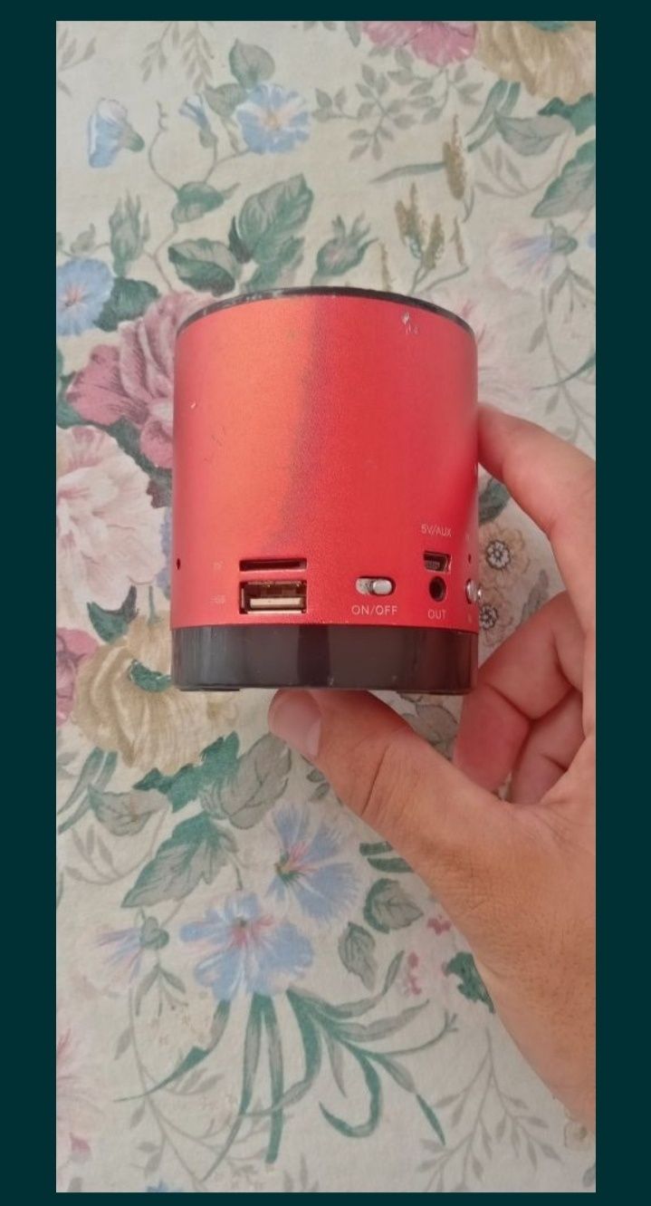 Vând boxă mini wireless speaker