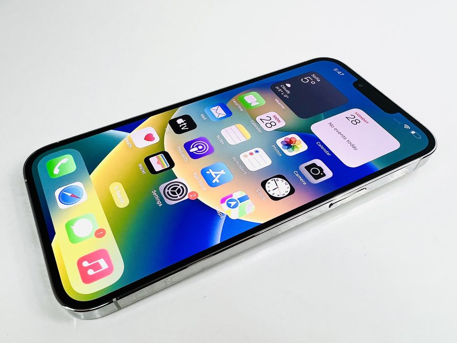Apple iPhone 13 Pro 256GB Silver 96% Батерия! Гаранция!