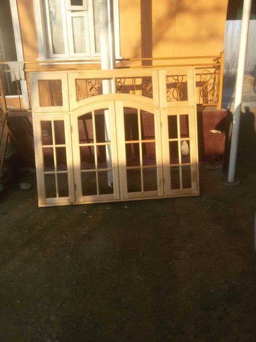 Yog'ochdan yasalgan eshik va romlar, GARANTIYA, tayyor va buyurtma aso