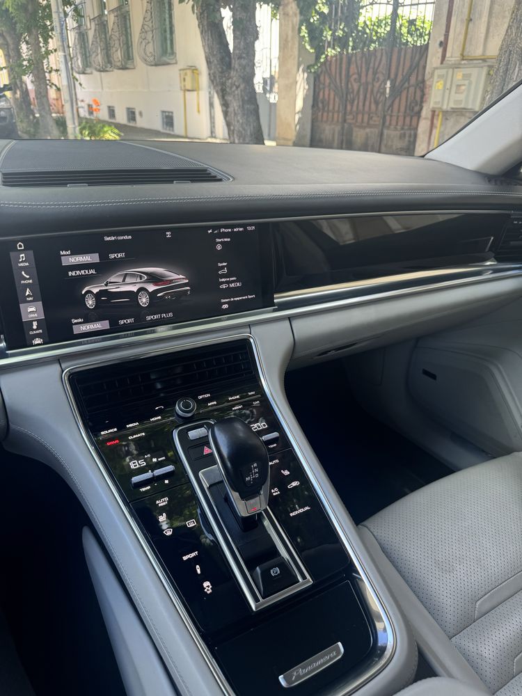 Porsche panamera 4S, 441 cp