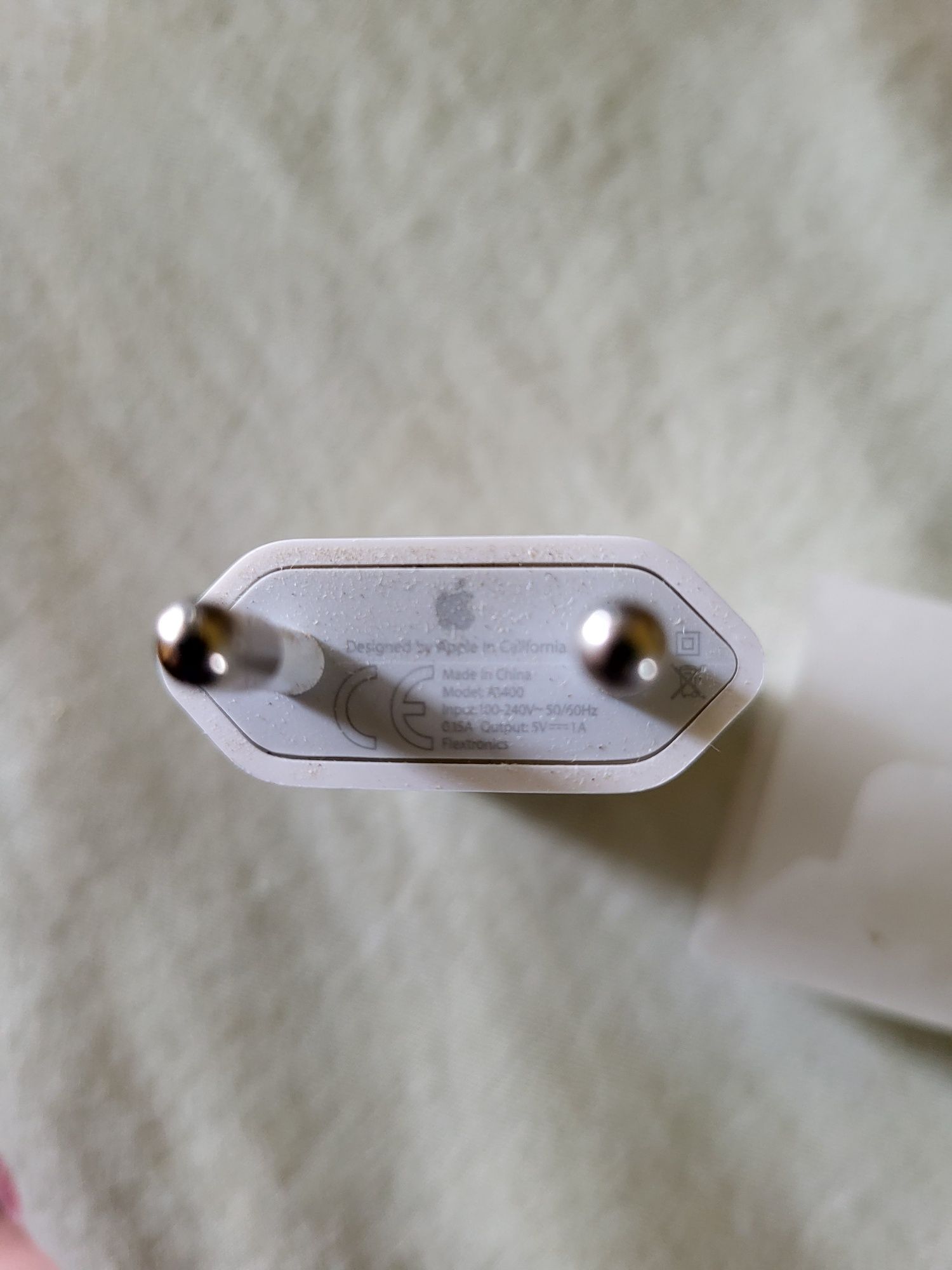 Продам новый зарядка для Apple.