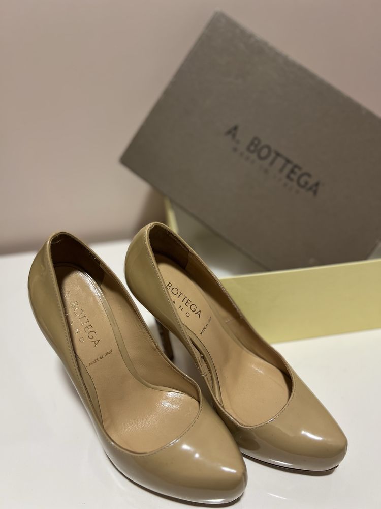 Обувки на ток Bottega
