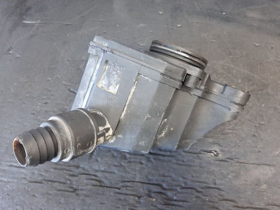 separator ulei 1.4 benz  vw polo 9n 6n seat ibiza  036103464g