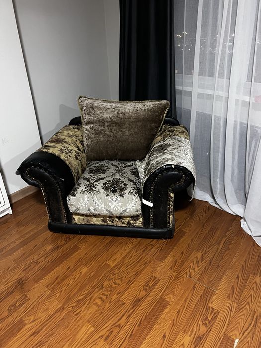 Продам кресло в хорошем состояний