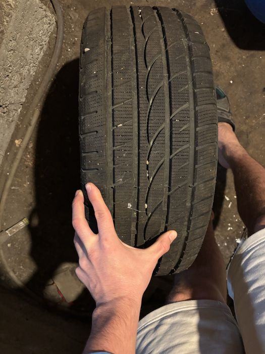 Vand 2 anvelope de iarna 235/45/17 dot 2024 folosite un singur sezon