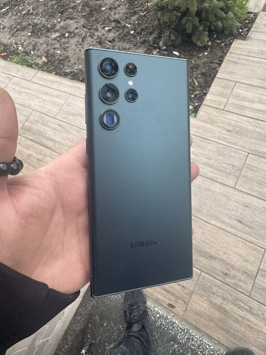 Vand Samsung S22 ultra,128gb,impecabil,tinut in husă