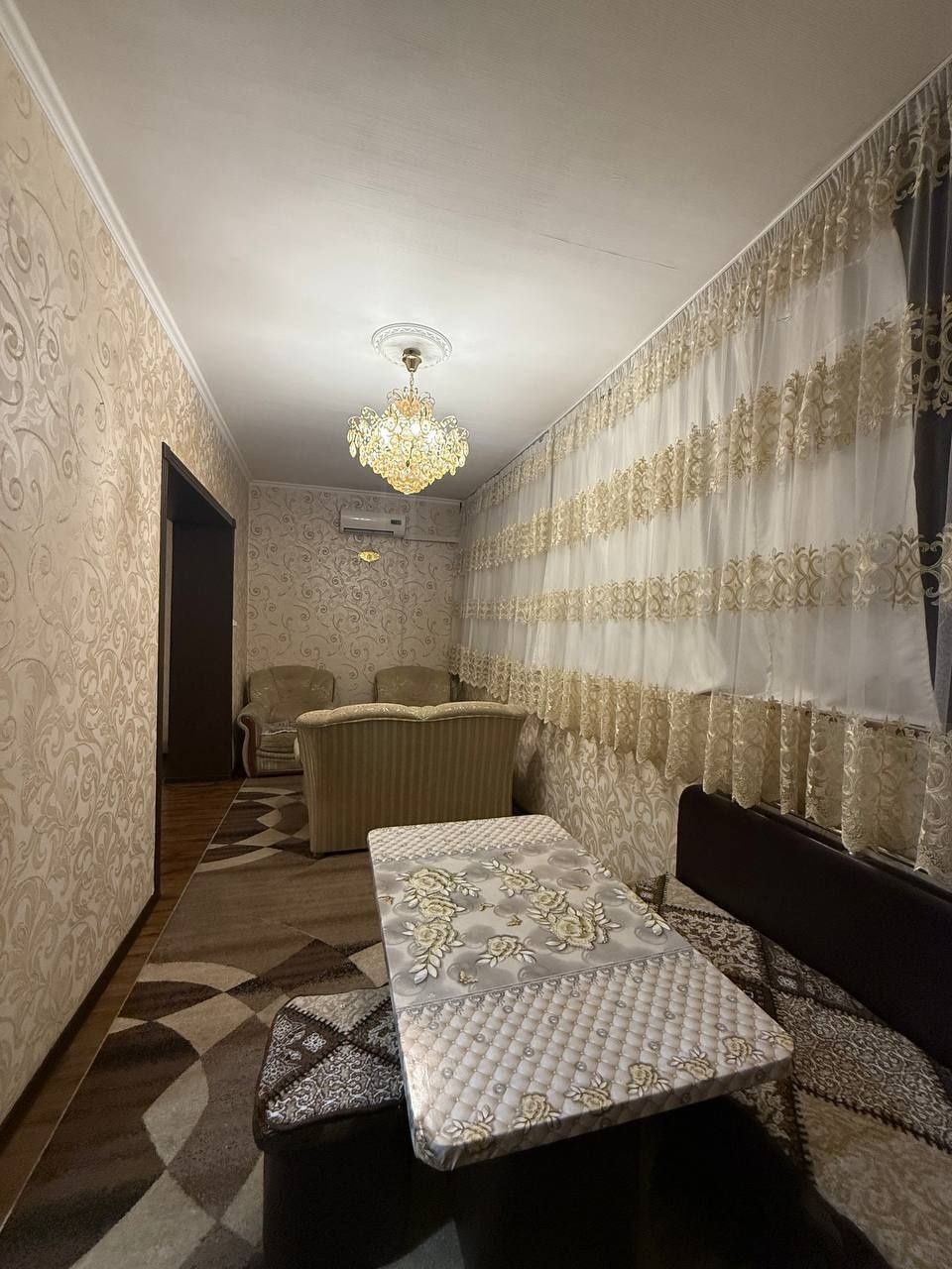 Продаётся 3х ком квартира на ул. С.Азимова, ор-р: 145 школа, 100м²